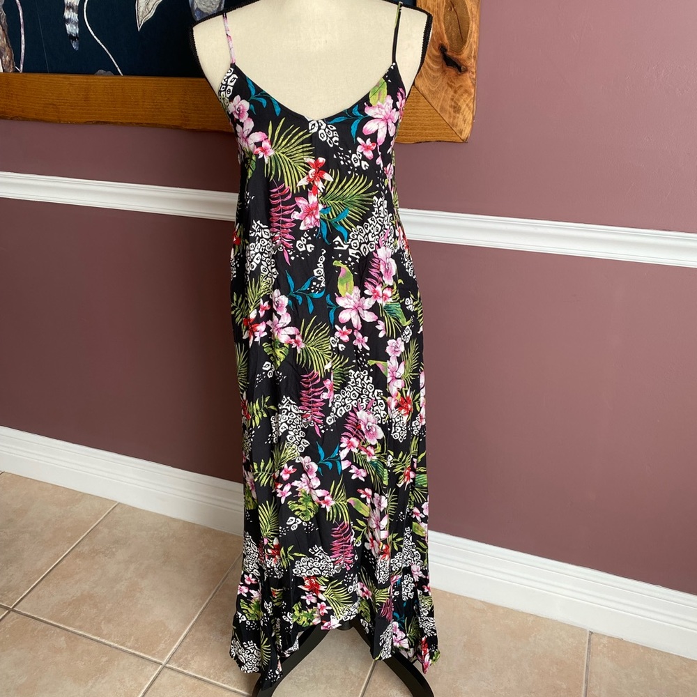Boho Me Collection Spaghetti Strap High Low Ruffle Hem Floral Maxi Dress small